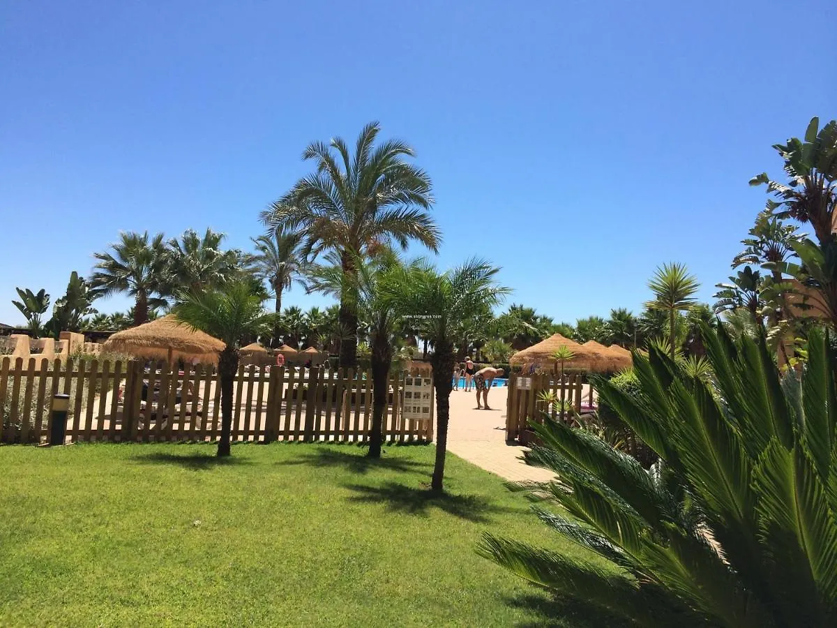 Jardines De Isla Canela